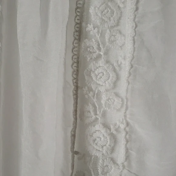 Bellambra White Ruffled 3/4 Sleeve Blouse,made ITALY - Picture 4 of 7